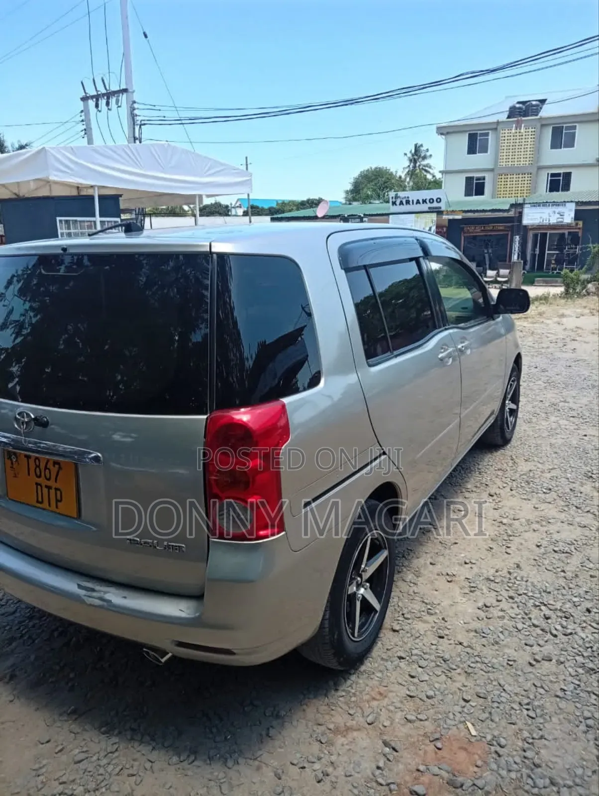 Toyota Raum 2007 Silver