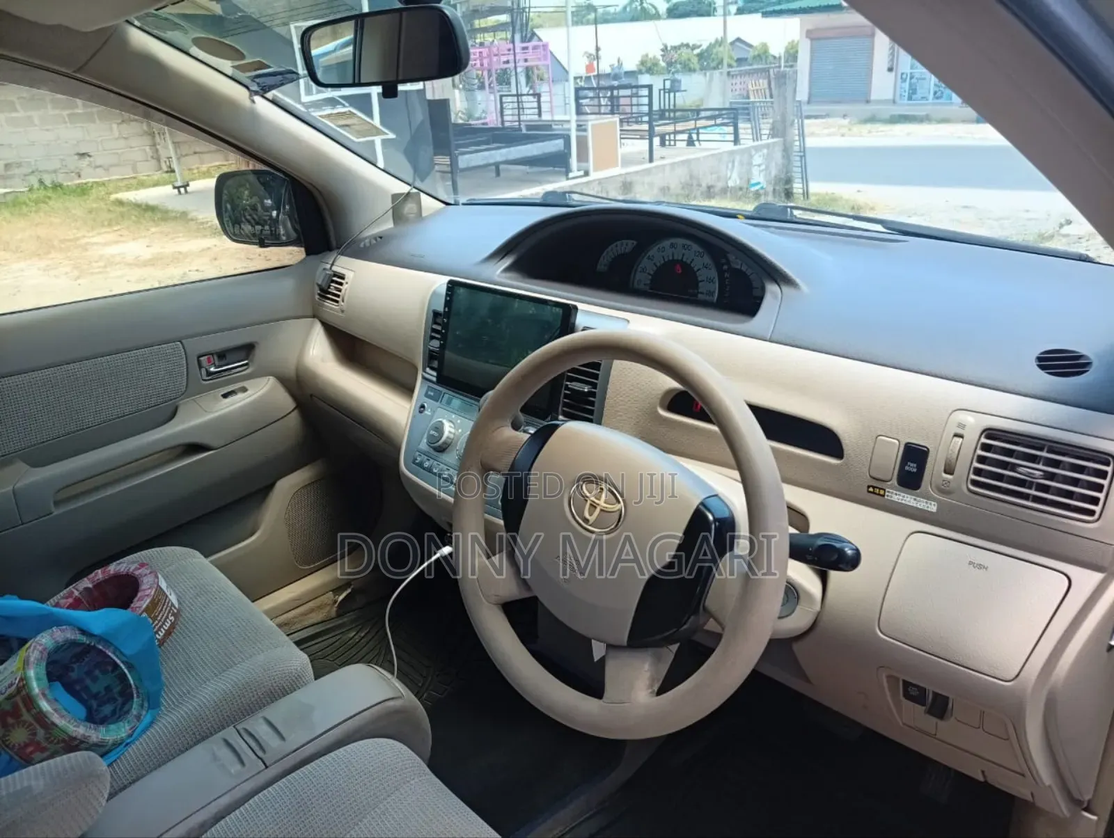 Toyota Raum 2007 Silver