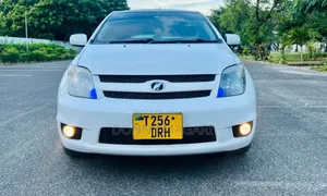 Toyota IST 2005 White