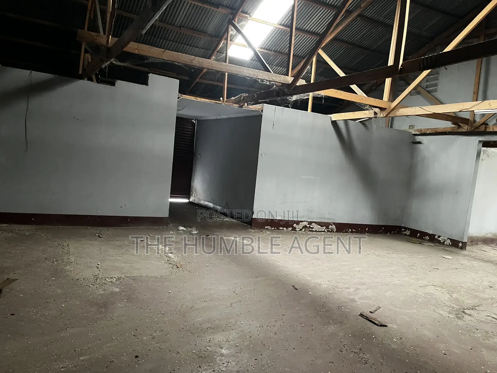 Warehouse for Rent (An Industry Fits Too)