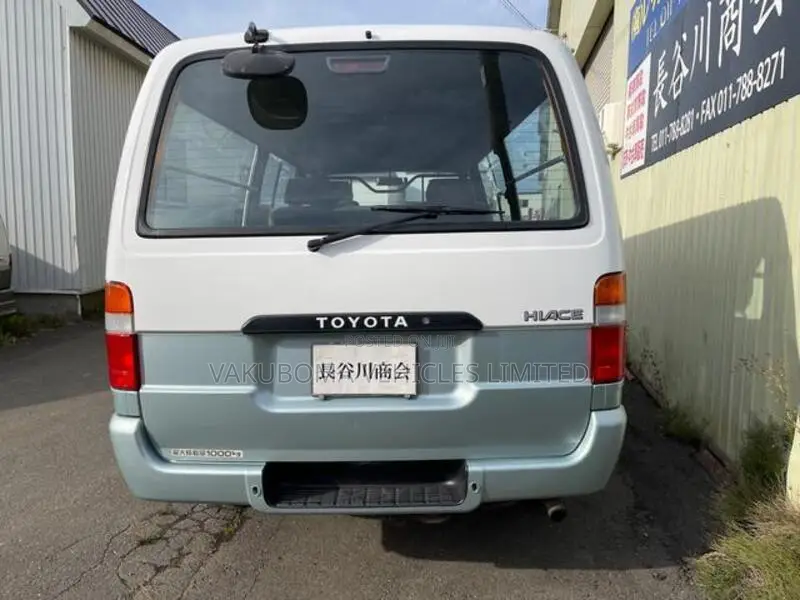 Toyota HiAce 1998 Green