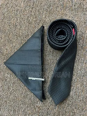 Tai Ya Muonekano Wa Kiofisi (Professional Executive Tie)