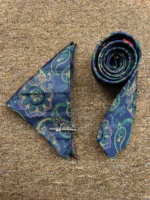 Tai Ya Gharama Kwa Bei Nafuu (Royal Finish Tie)