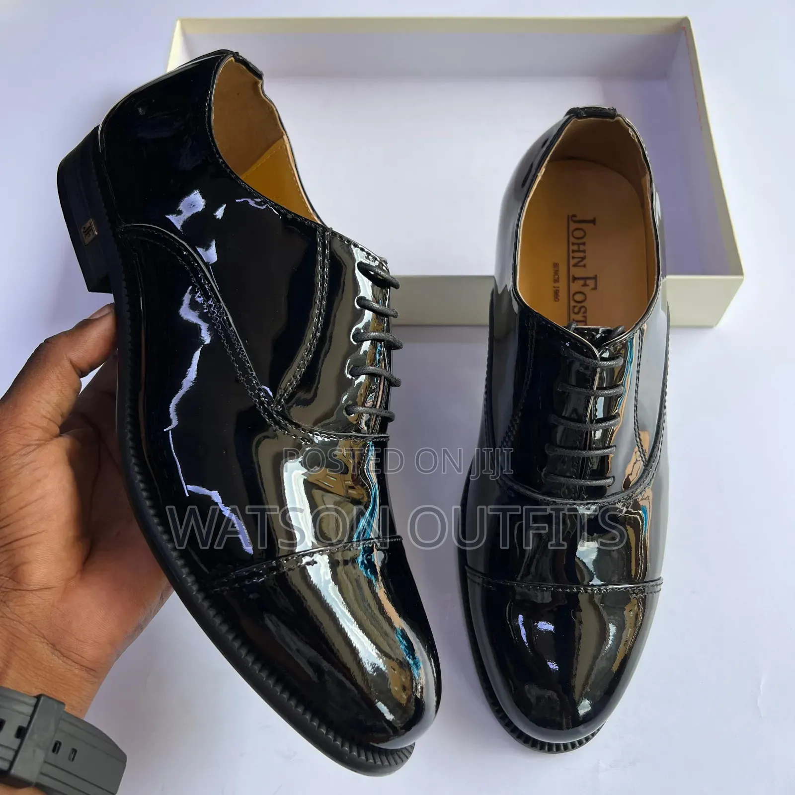 Men's Leather Shoes Uniquely Very Classy