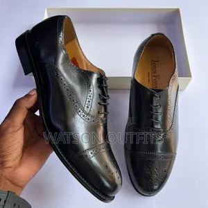 Men's Leather Shoes Uniquely Very Classy