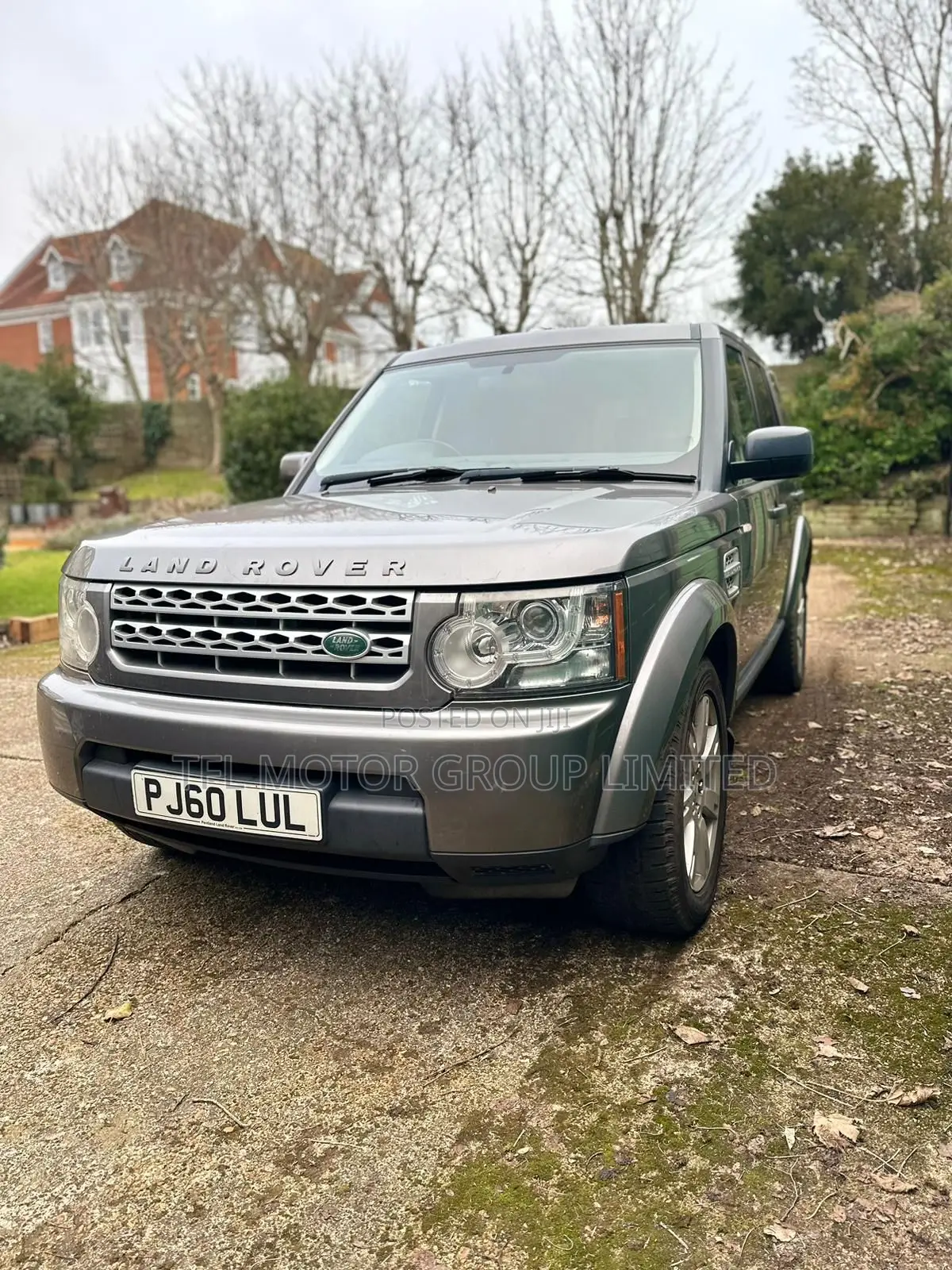 Land Rover Discovery 2010 Gray