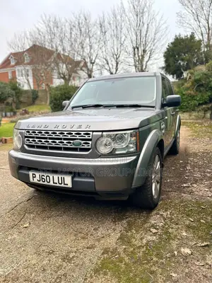 Land Rover Discovery 2010 Gray
