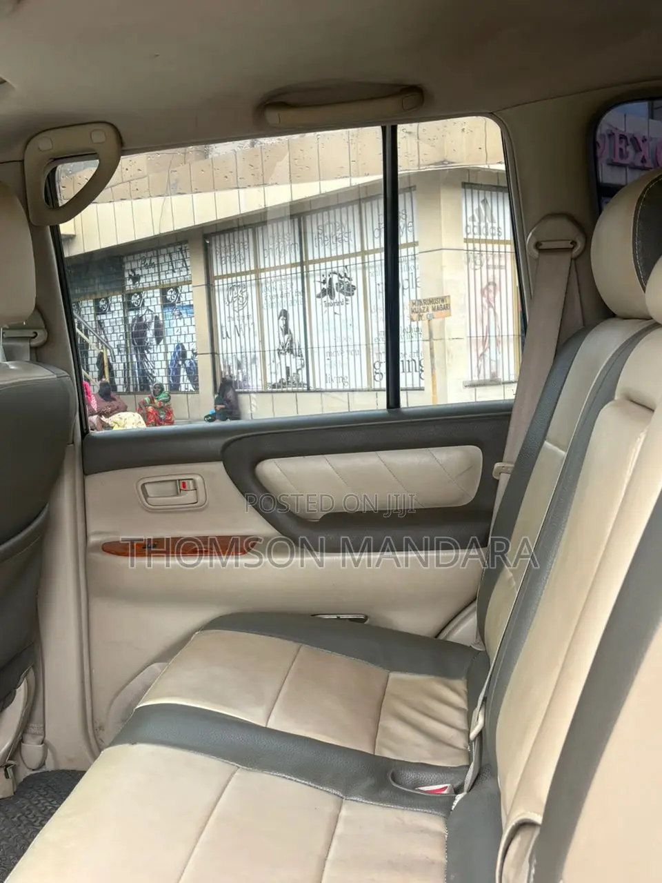 Toyota Land Cruiser 2004 White