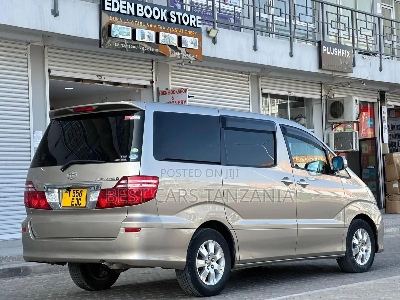Toyota Alphard 2006 Gold