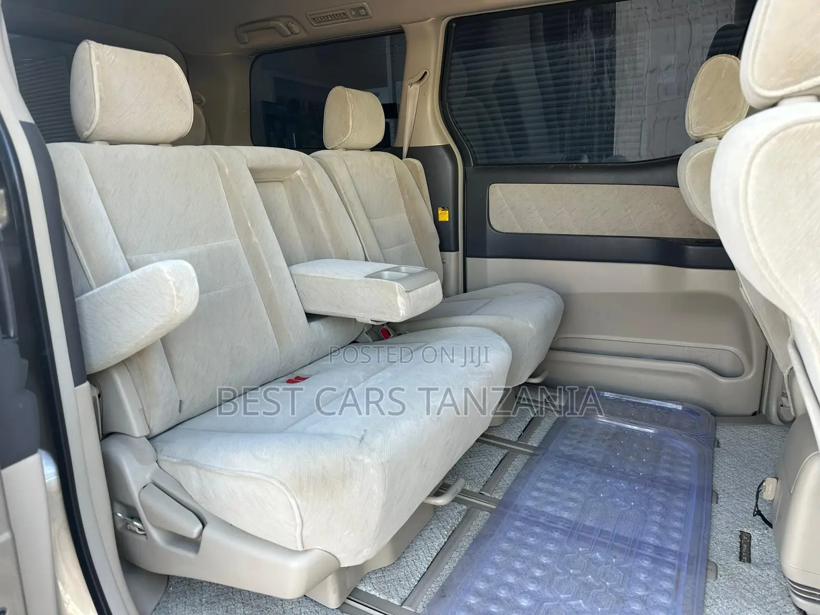 Toyota Alphard 2006 Gold