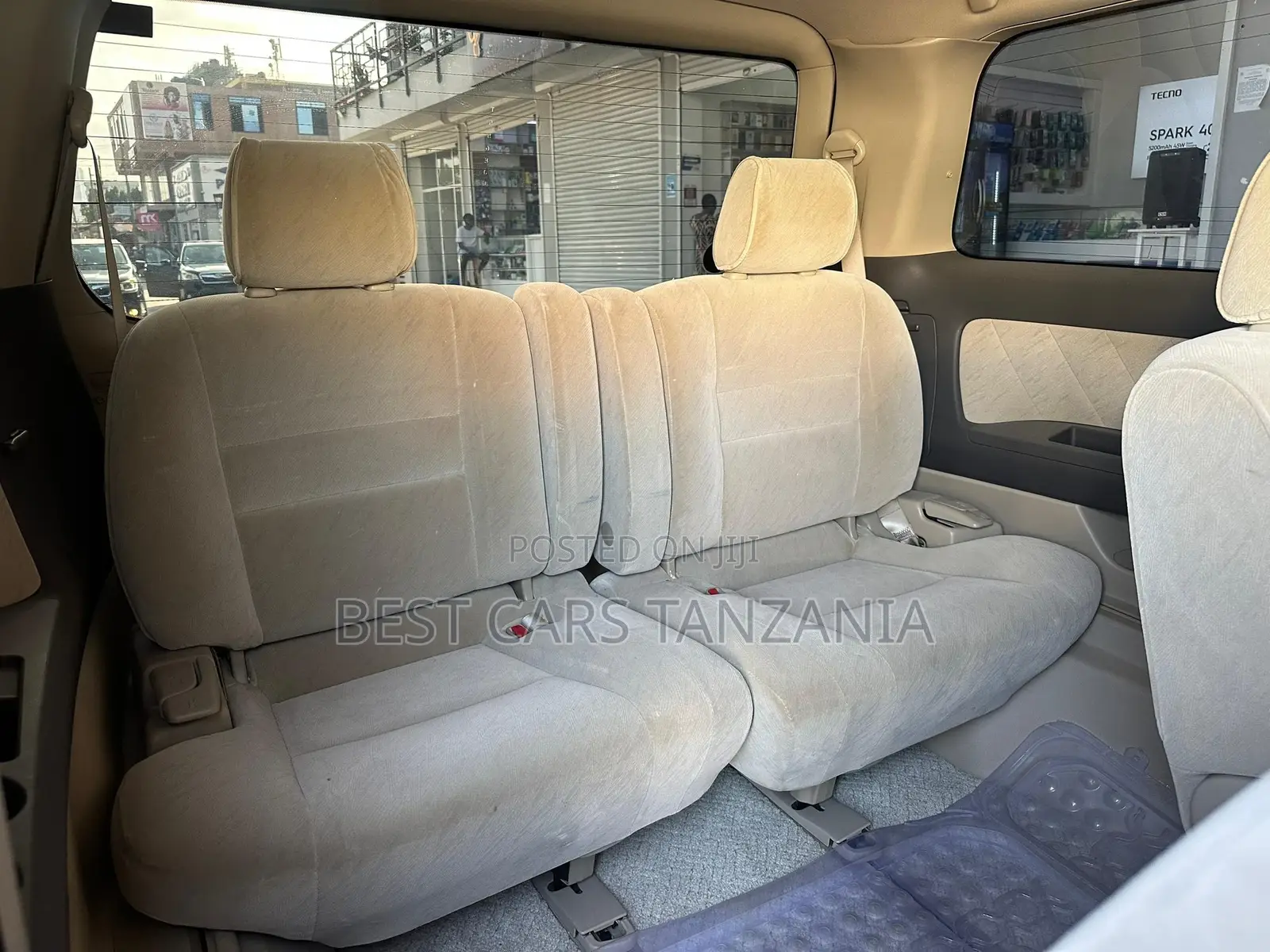Toyota Alphard 2006 Gold