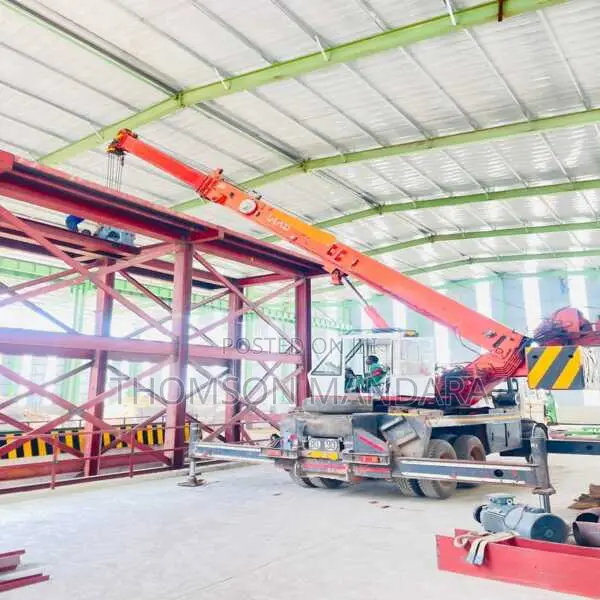 Truck Crane 25 Tons Capacity