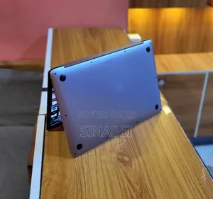 Laptop Apple MacBook Air 2018 8GB Intel Core I5 SSD 128GB