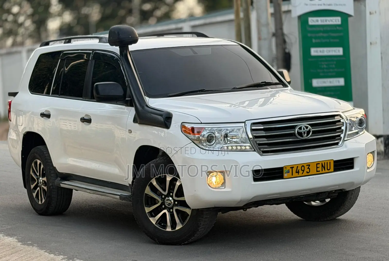 Toyota Land Cruiser 2015 White