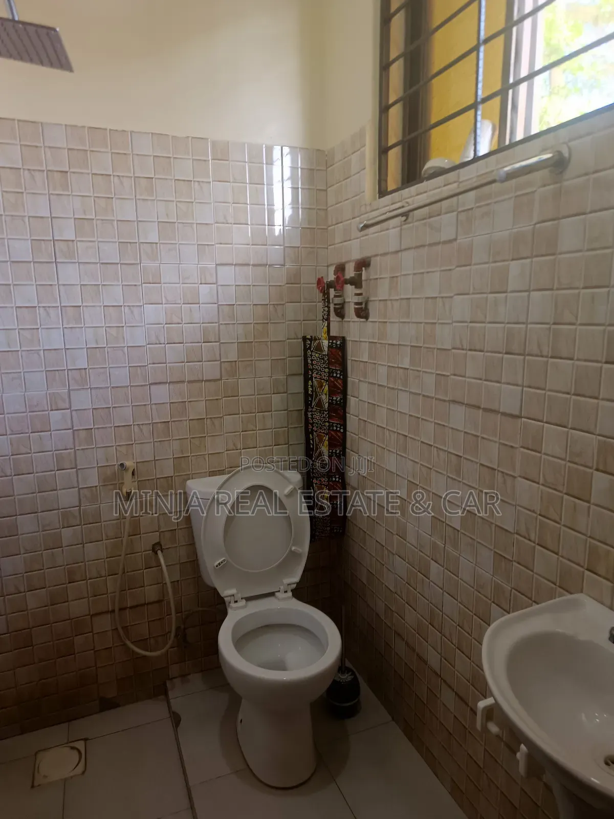 Furnished 4bdrm Villa in Kunduchi for rent