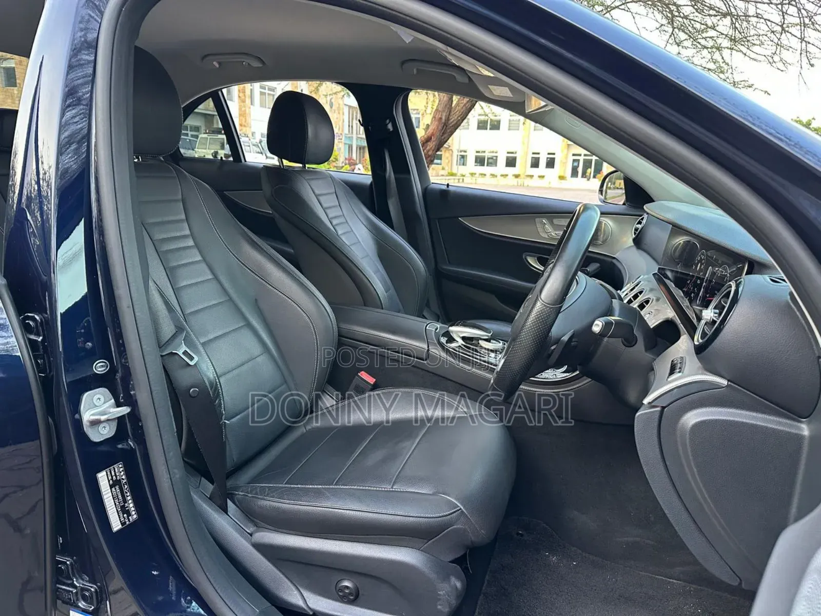 Mercedes-Benz E200 2016 Blue