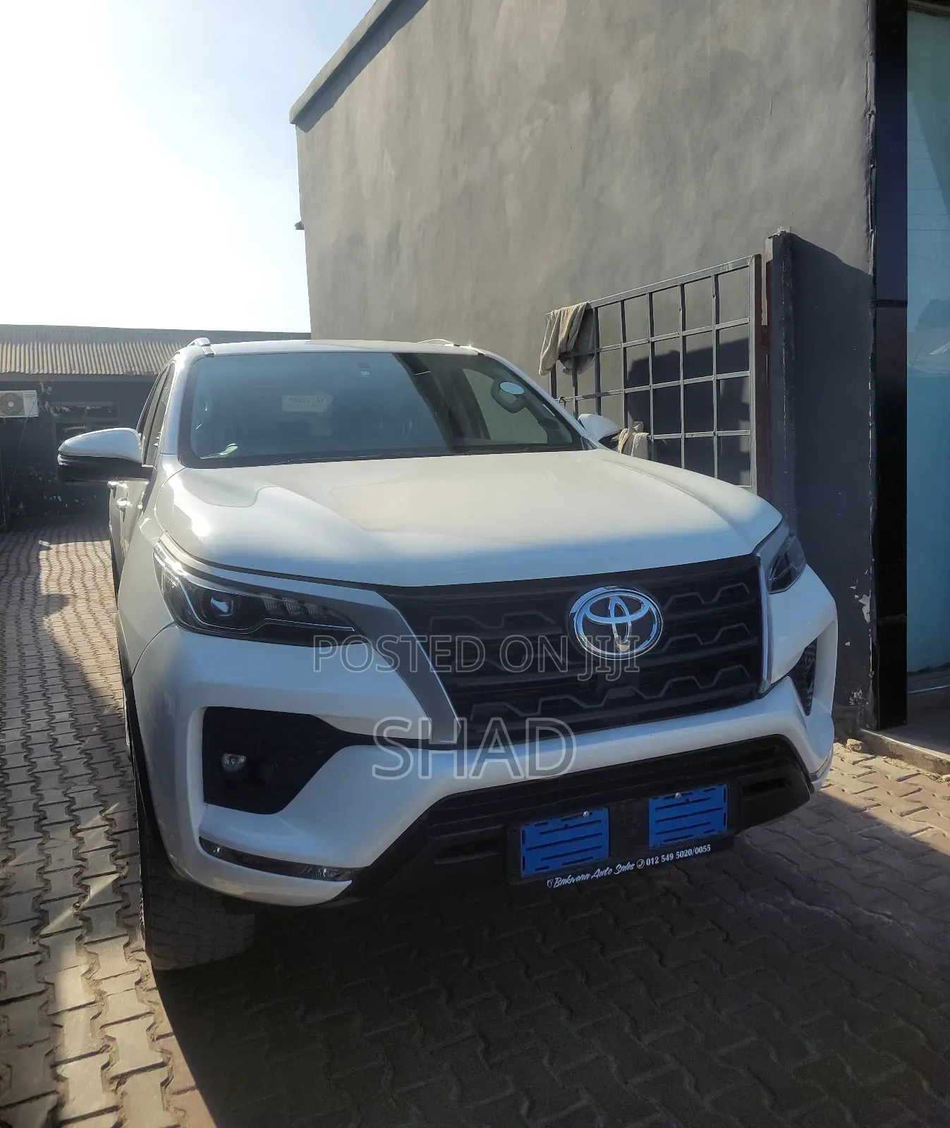Toyota Fortuner 2.4 D RWD 2022 White