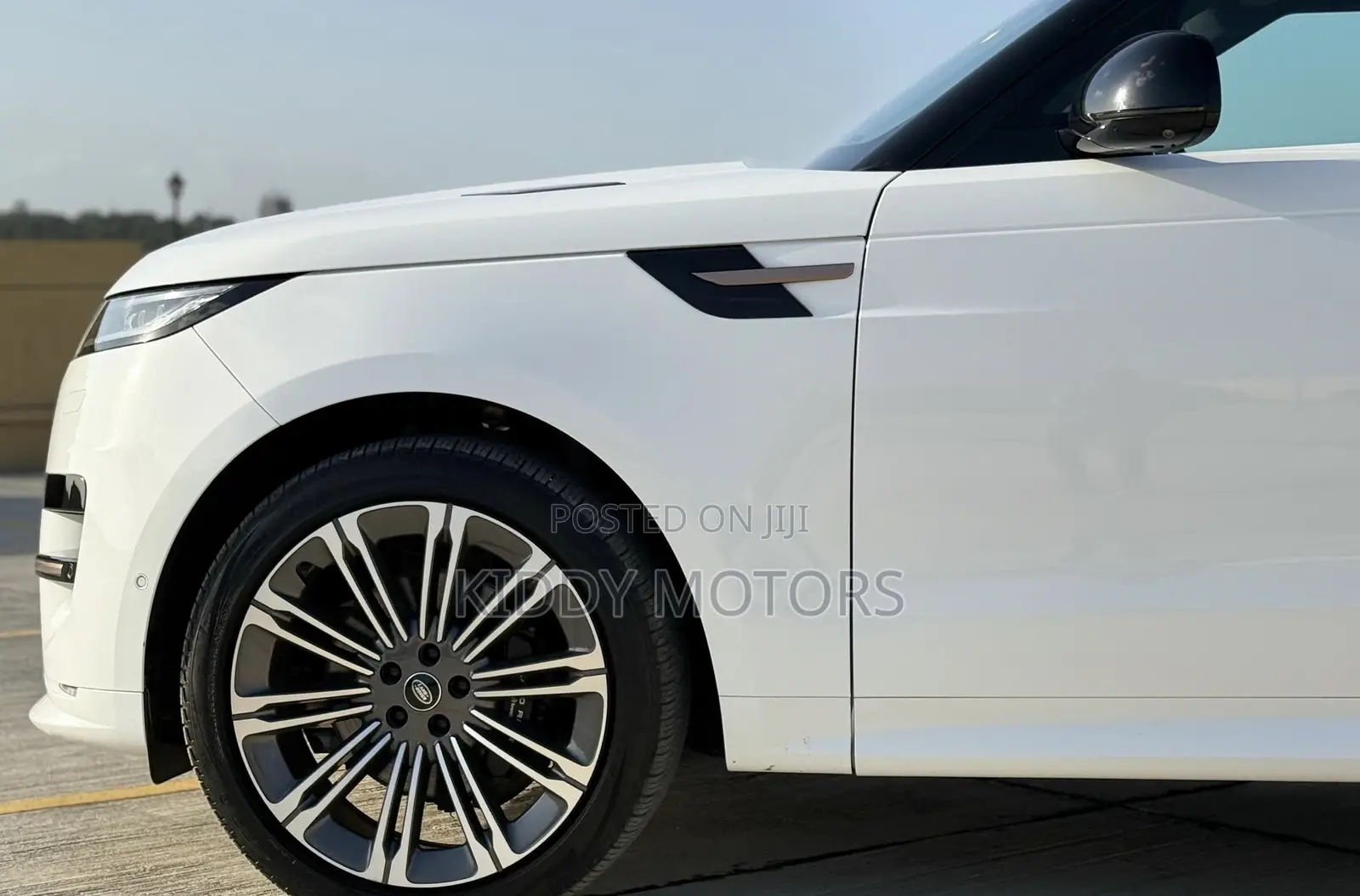 Land Rover Range Rover Sport 2023 White