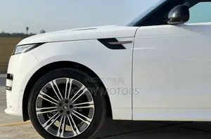 Land Rover Range Rover Sport 2023 White