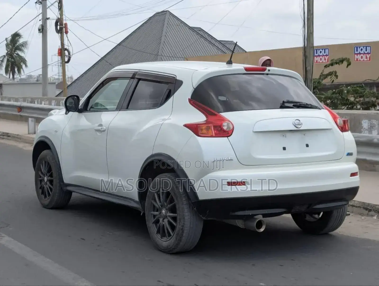 Nissan Juke SV Automatic 2011 White