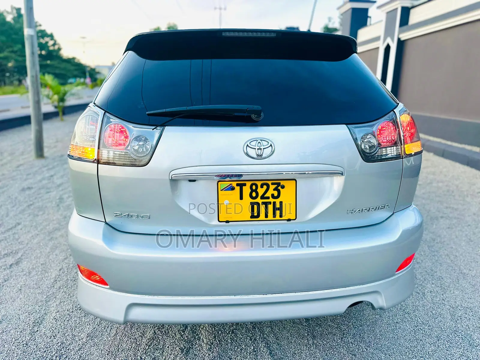 Toyota Harrier 2005 Silver