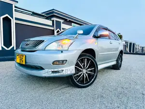 Toyota Harrier 2005 Silver