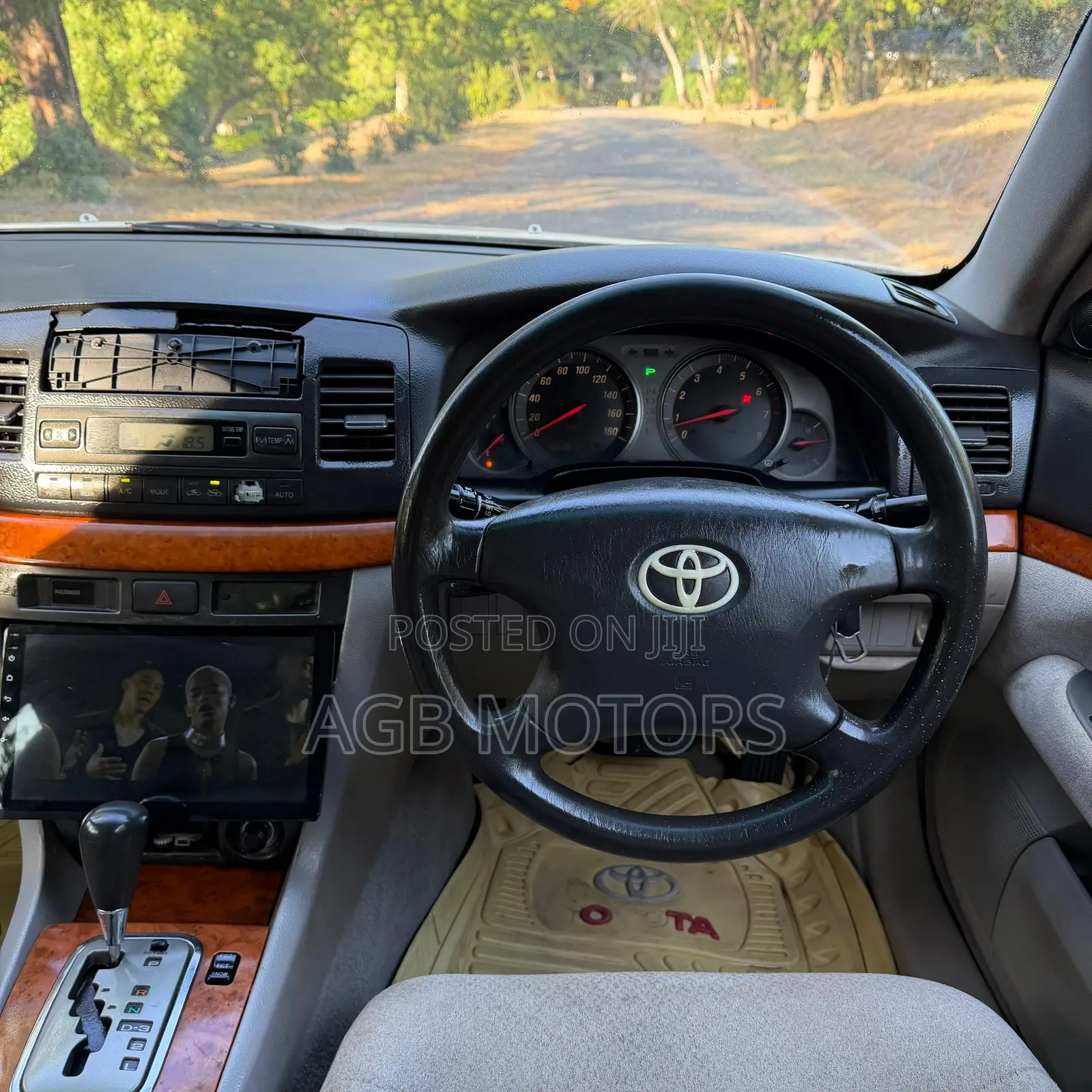 Toyota Mark II 2.0 RWD 2002 White