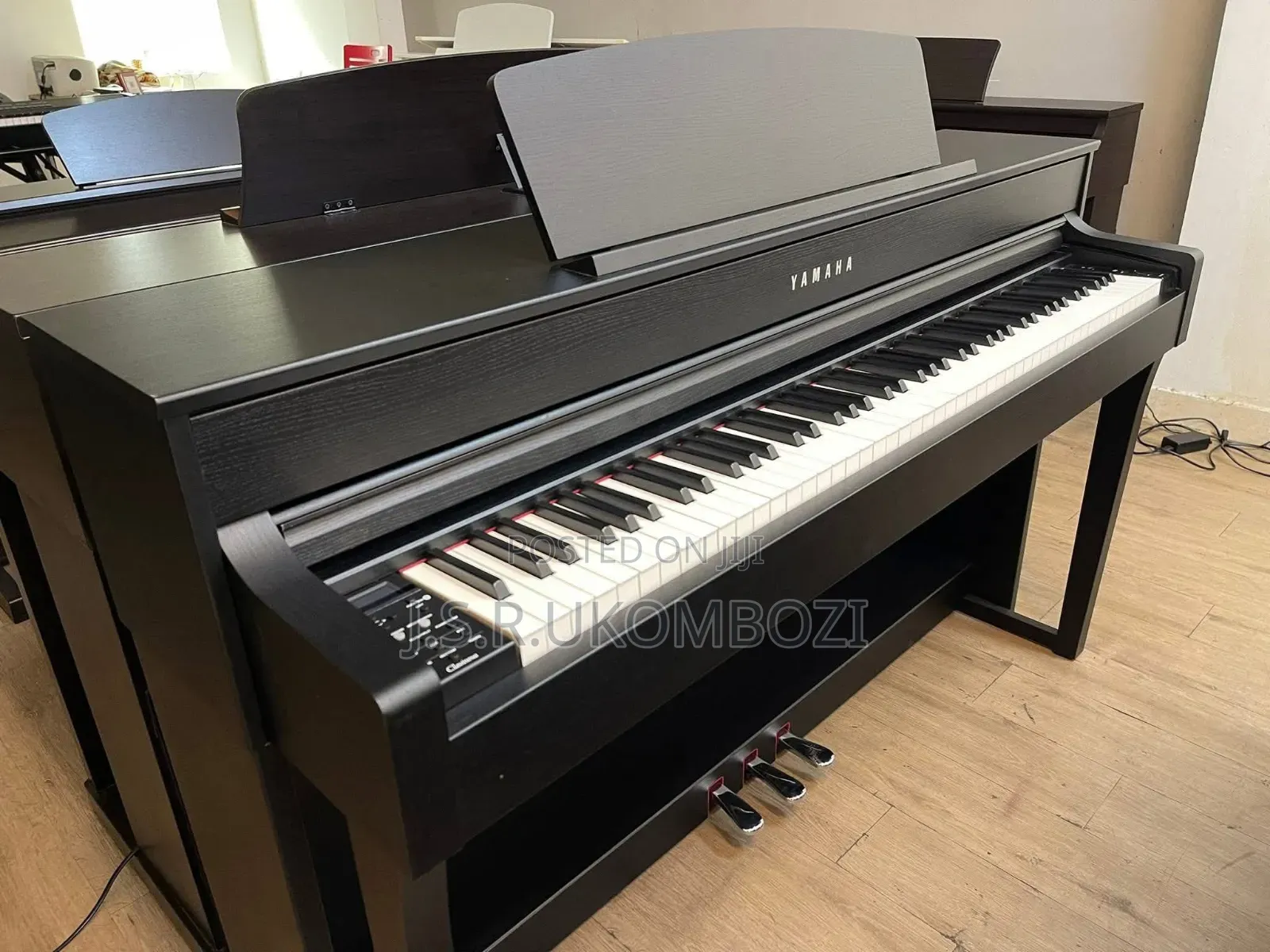 Yamaha Clavinova CLP 745r