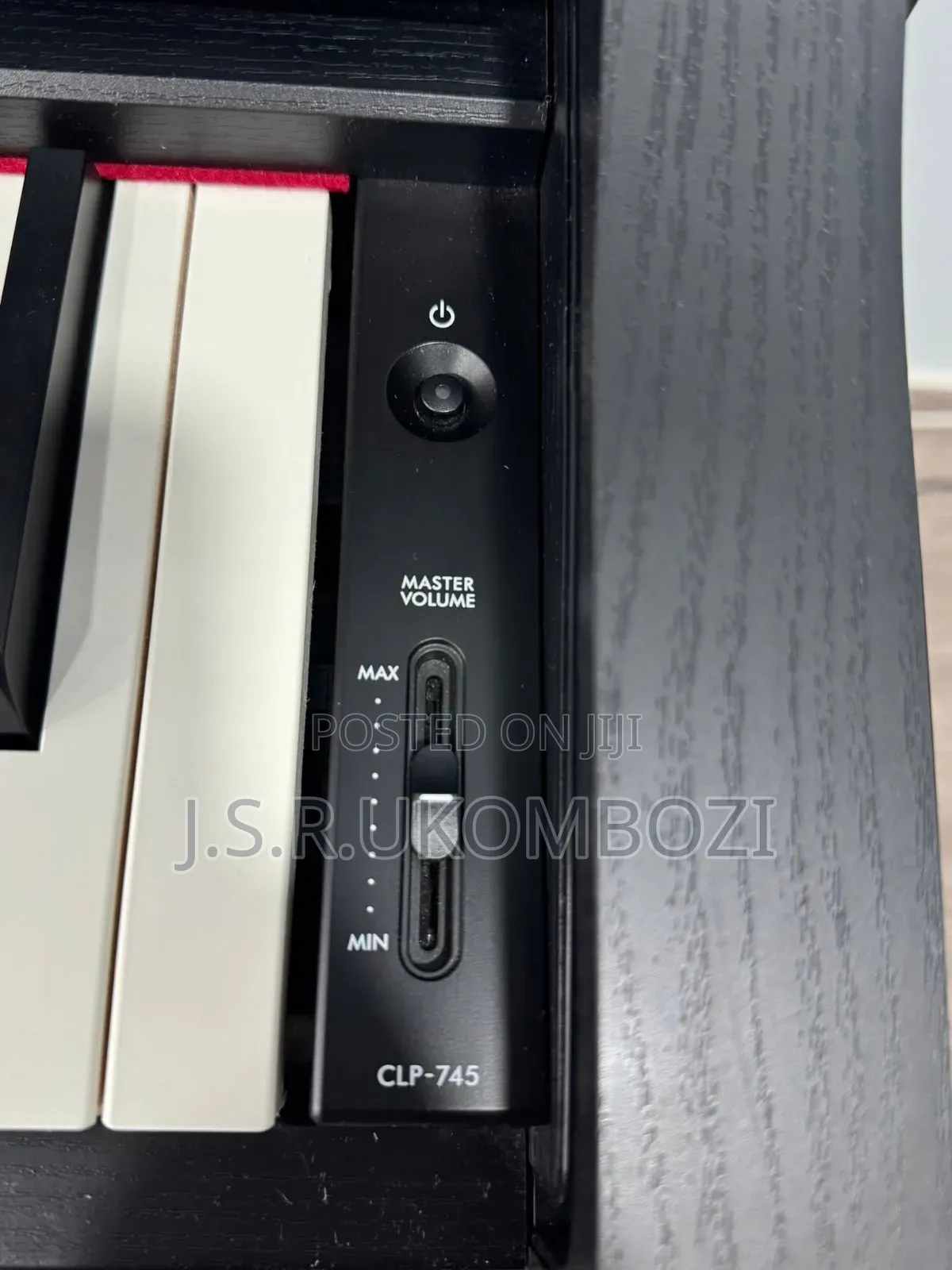 Yamaha Clavinova CLP 745r