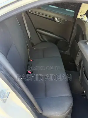 Mercedes-Benz C200 2010 White