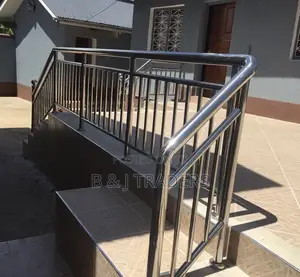 Balcony Ya Chuma Cha Pua