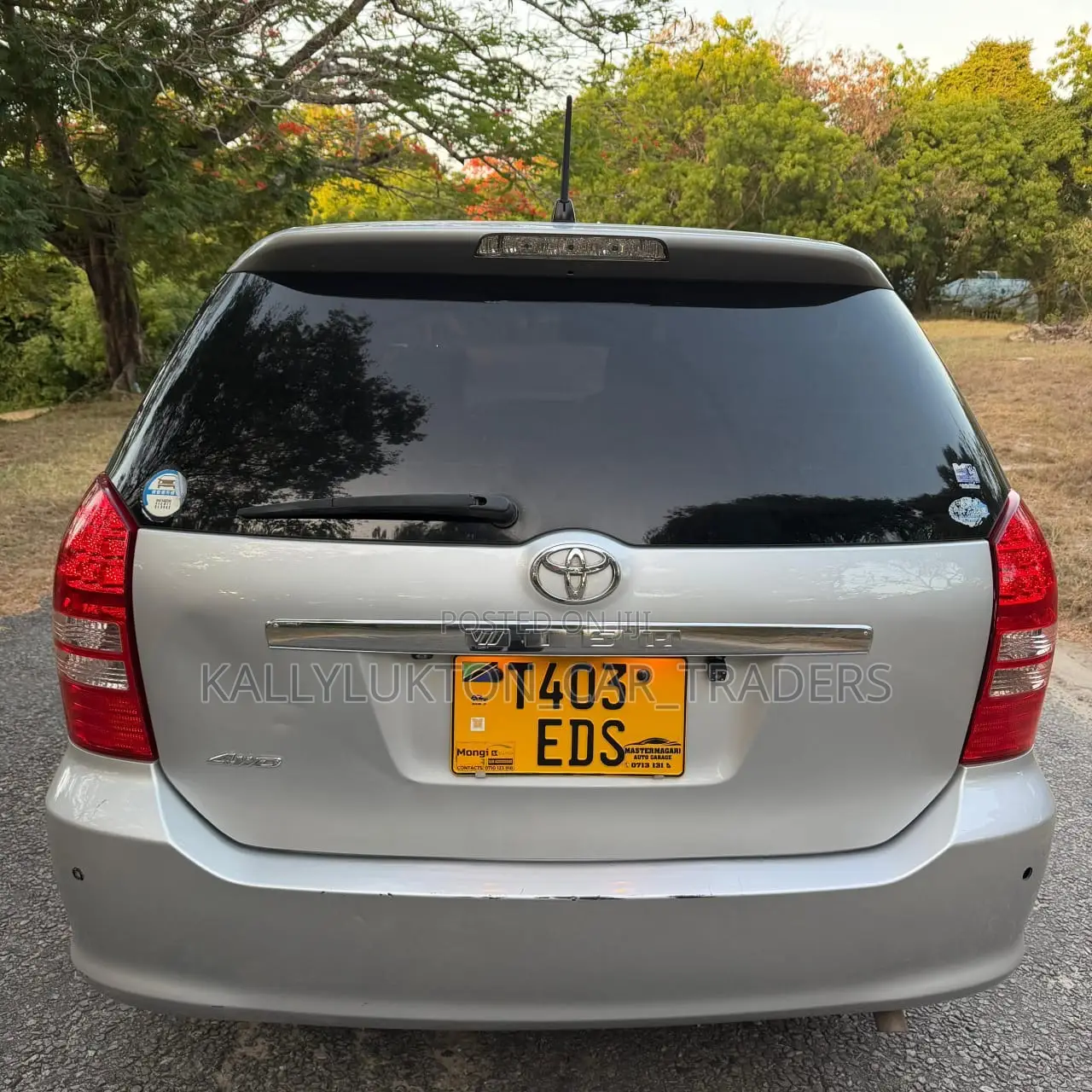 Toyota Wish 2005 Silver