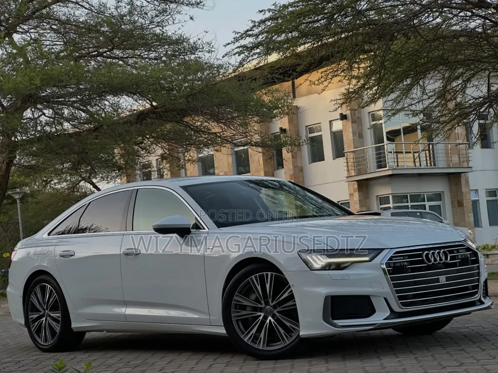 Audi A6 2020 Off white