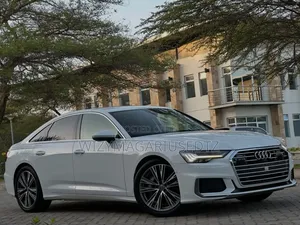 Audi A6 2020 Off white