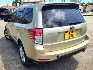 Subaru Forester 2008 Gold