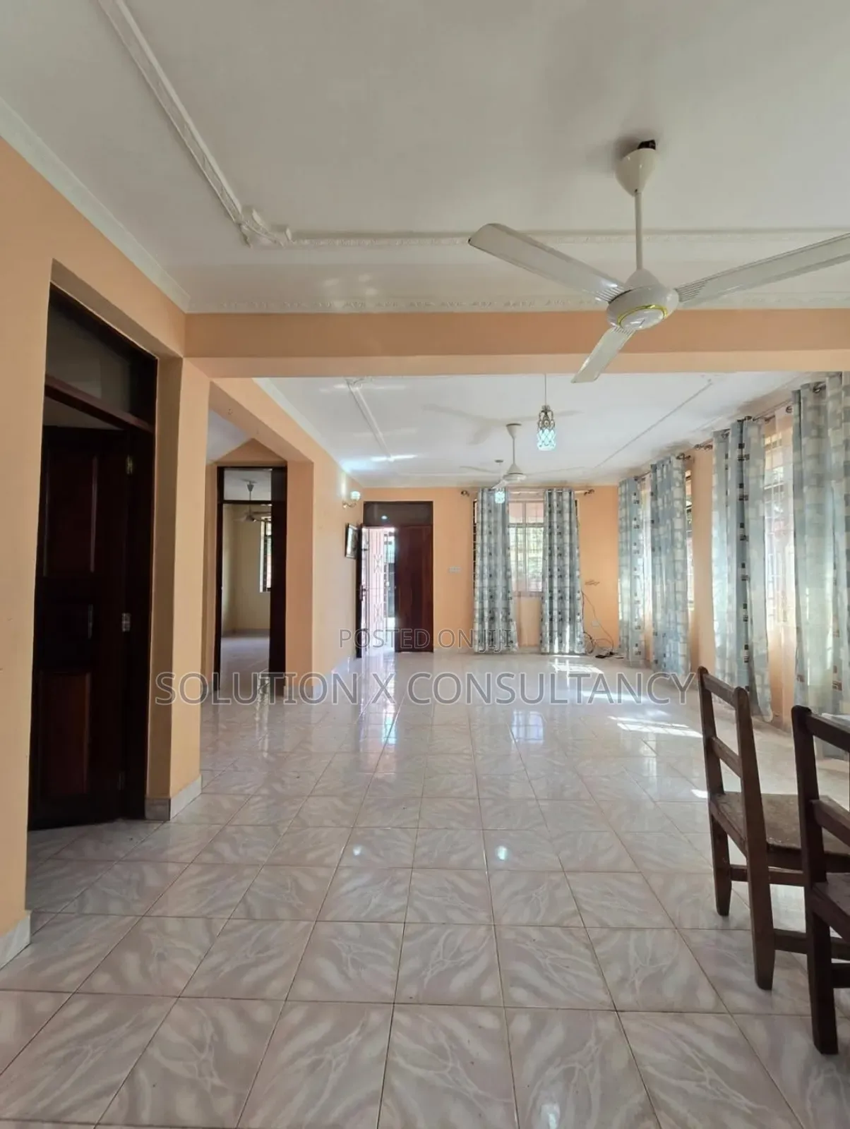 6bdrm House in Mikocheni for rent