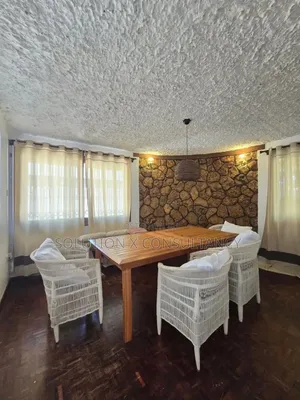 4bdrm House in Ada Estate for rent