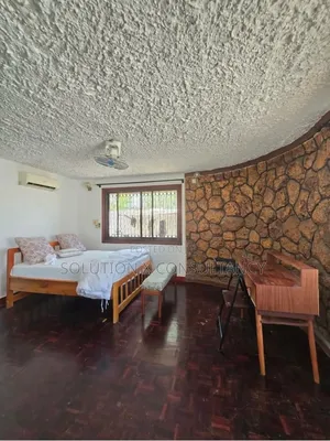 4bdrm House in Ada Estate for rent