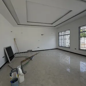 4bdrm Apartment in Goba for sale