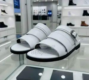  Zara Men Sandals