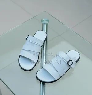  Zara Men Sandals