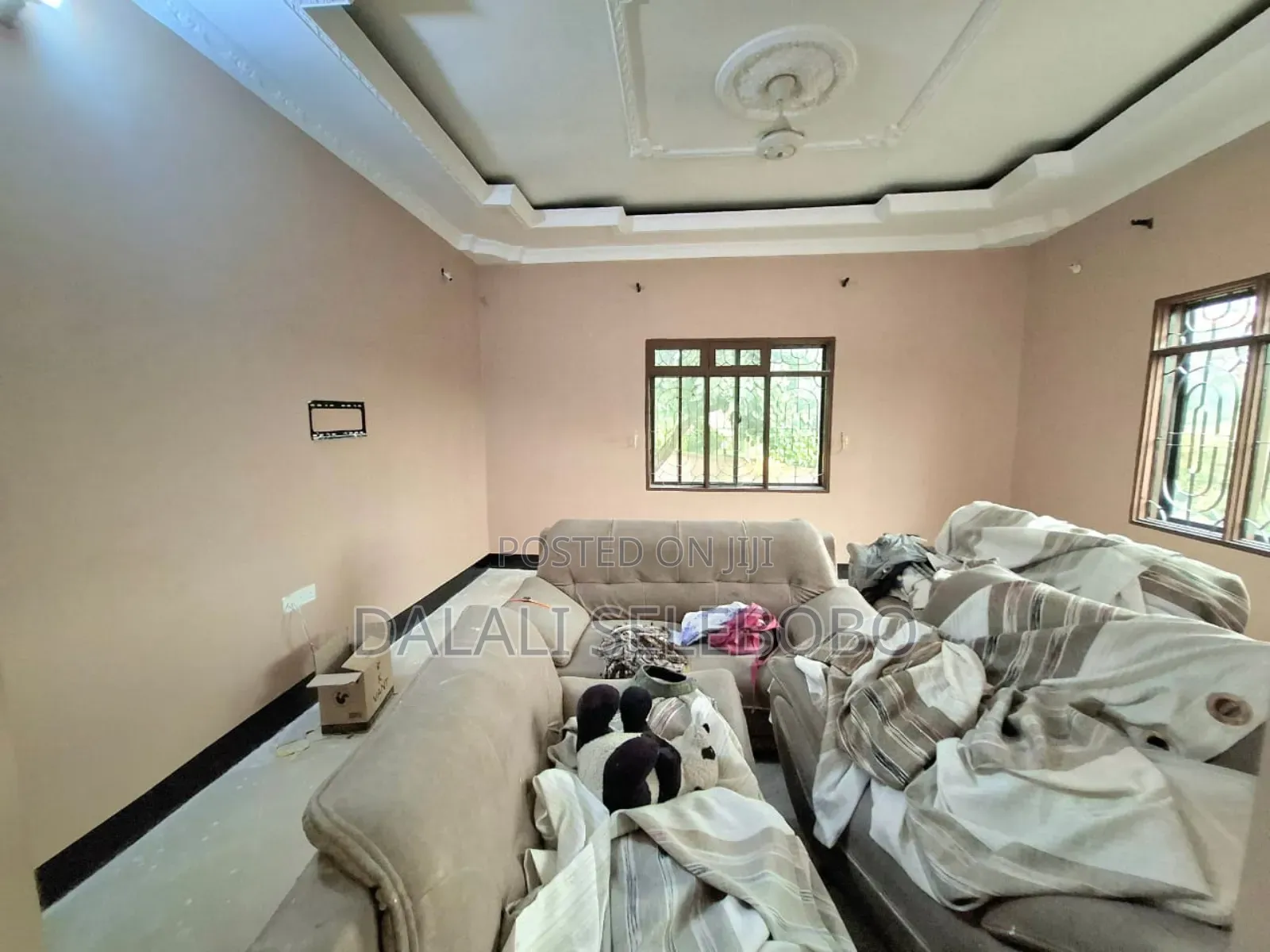 5bdrm Bungalow in Mbezi Kibanda Cha for rent