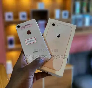 New Apple iPhone 8 64 GB White
