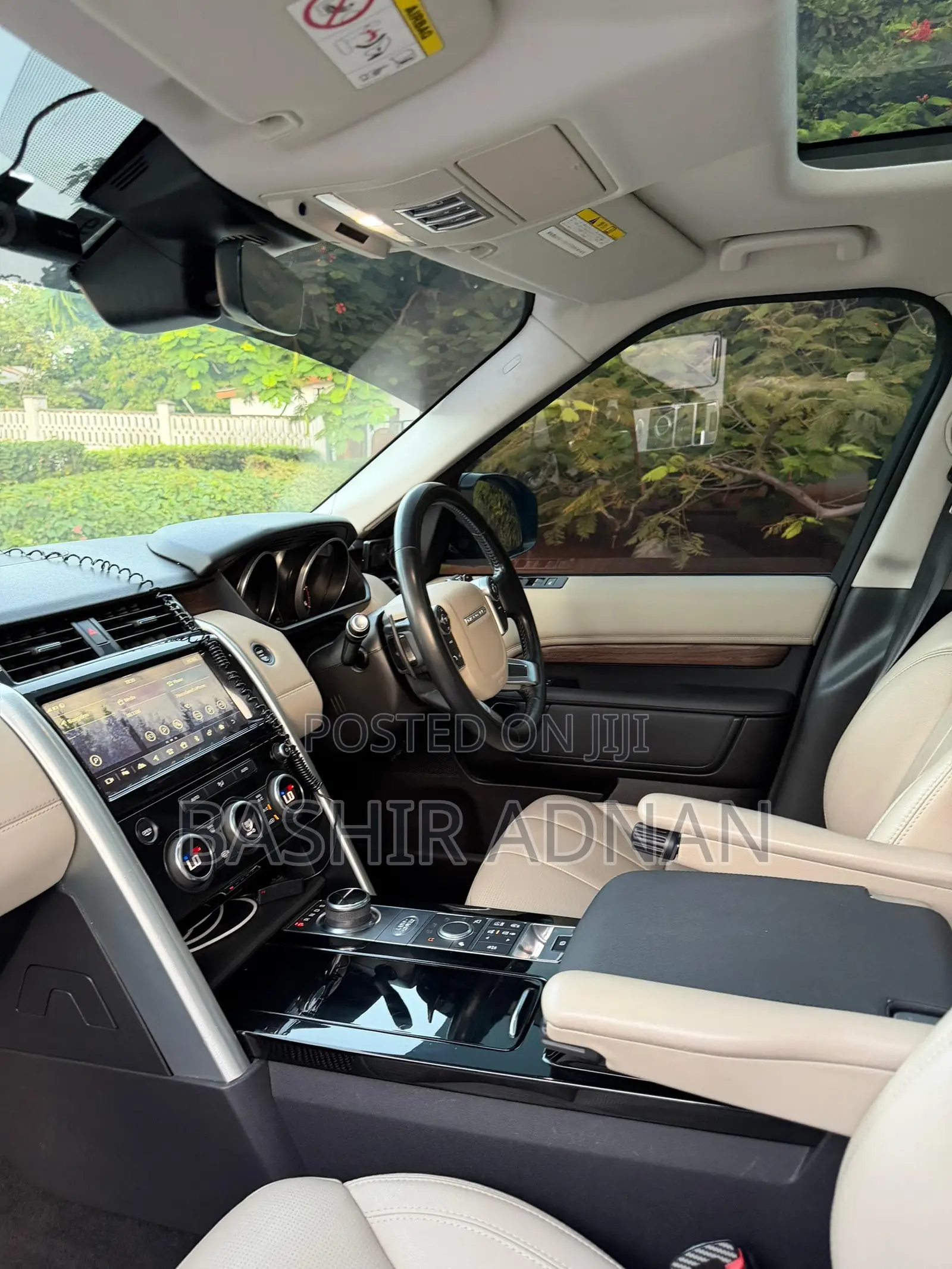 Land Rover Discovery 2018 Black