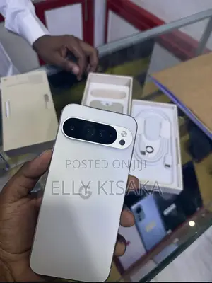 New Google Pixel 9 128 GB White
