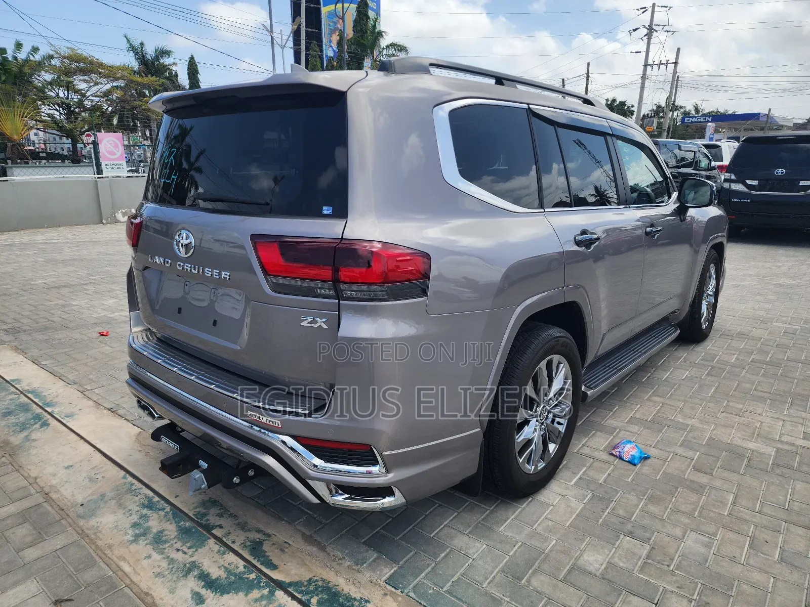 Toyota Land Cruiser 2024 Gray