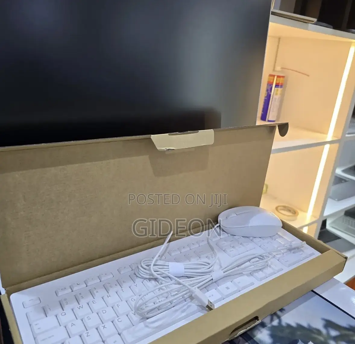New Desktop Computer HP AiO 24 8GB Intel Core I5 SSD 1T