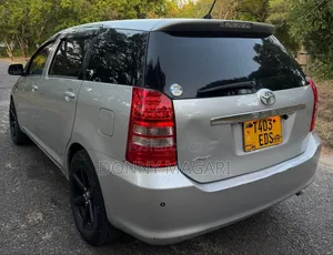 Toyota Wish 2005 Silver