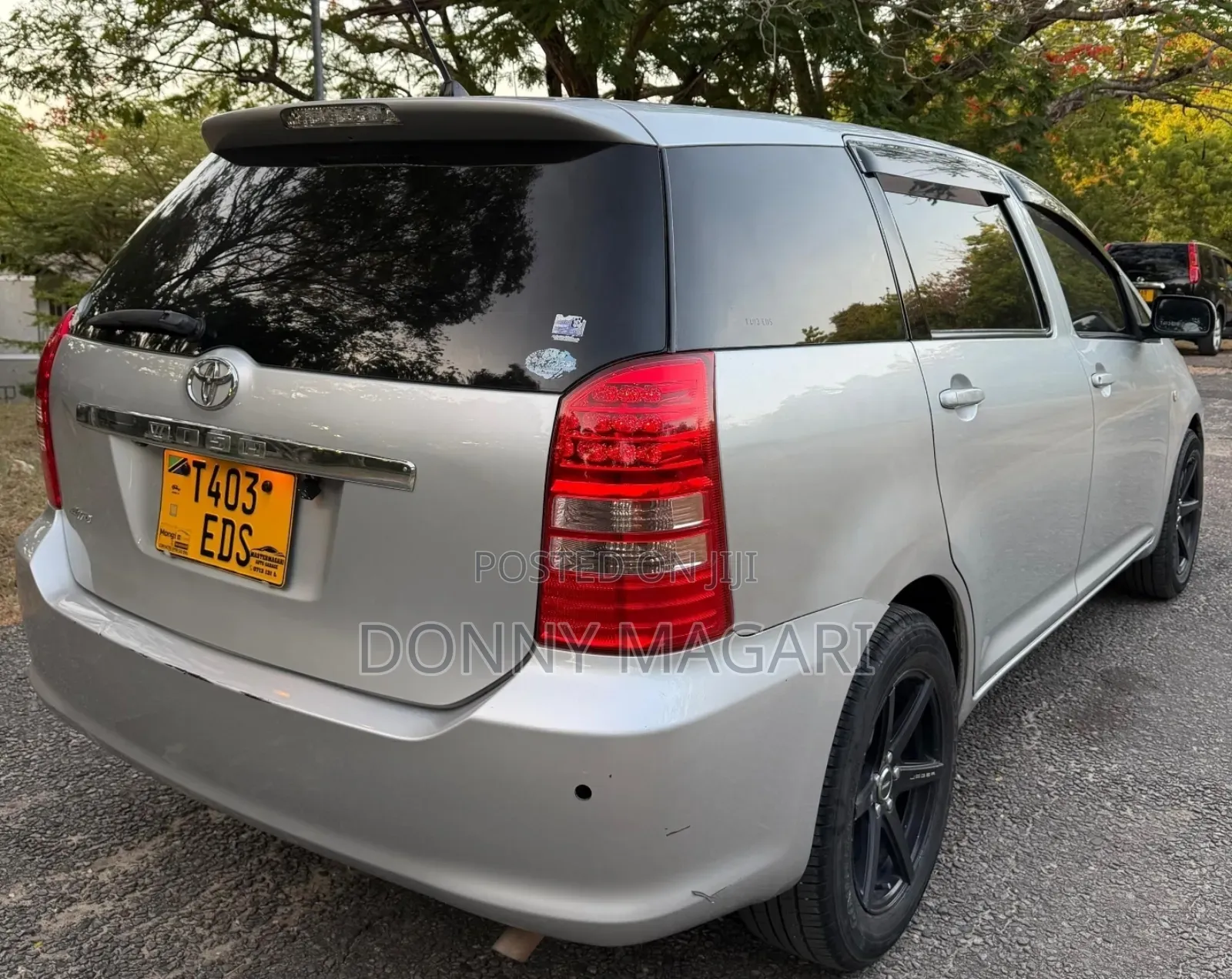 Toyota Wish 2005 Silver