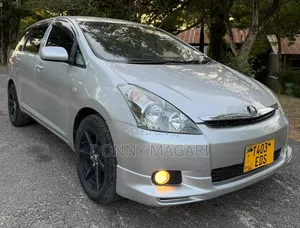 Toyota Wish 2005 Silver